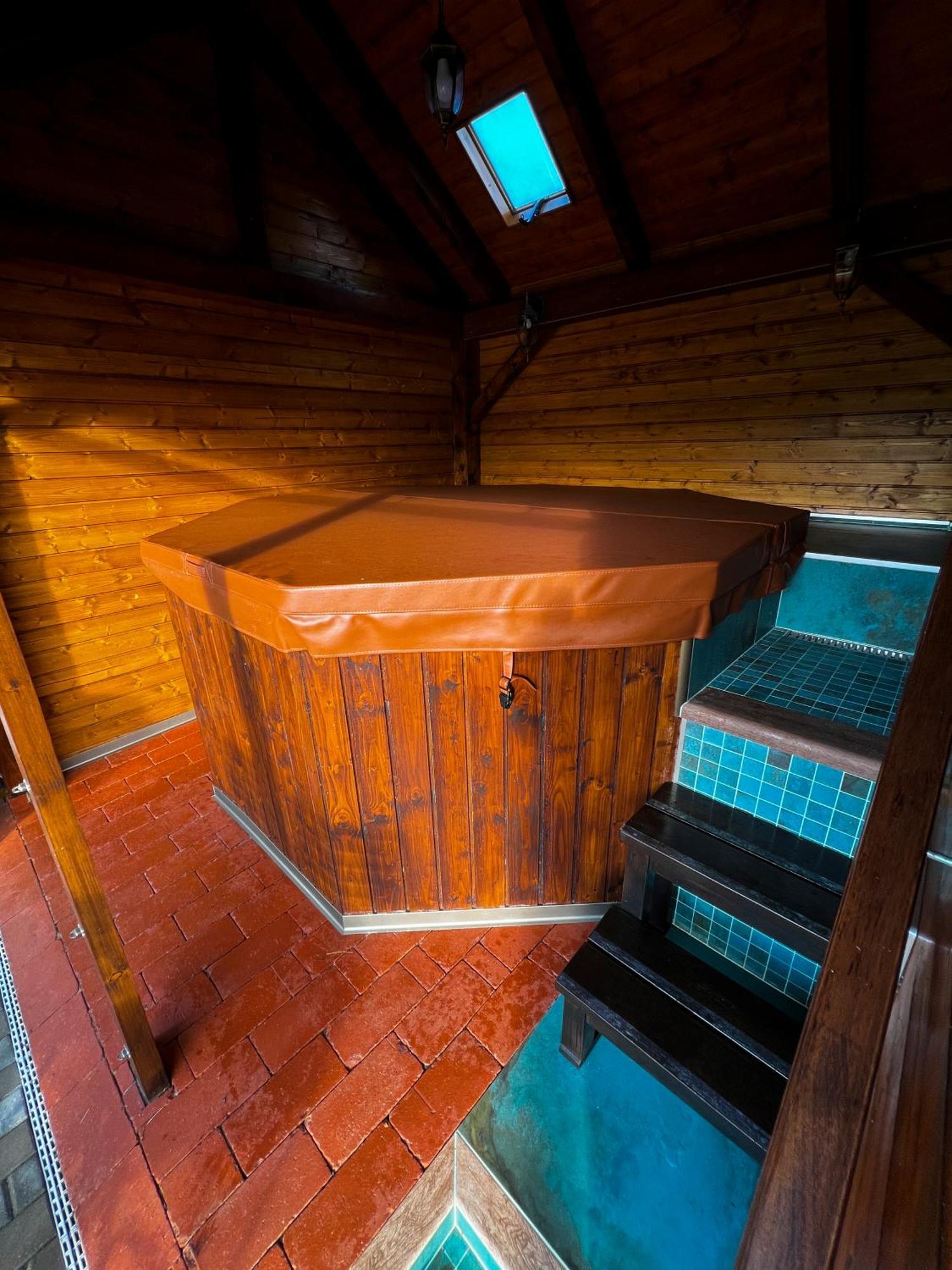 Filargo Apartmans - Cazare Sovata Bagian luar foto
